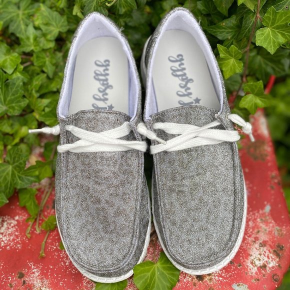 To The Moon Slip On Sneakers By Gypsy Jazz - Picture 2 of 7